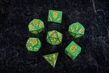 FanRoll Dragon Storm -Sharp Edge Silicone Dice Set: Green Dragon Scales (7-delig)