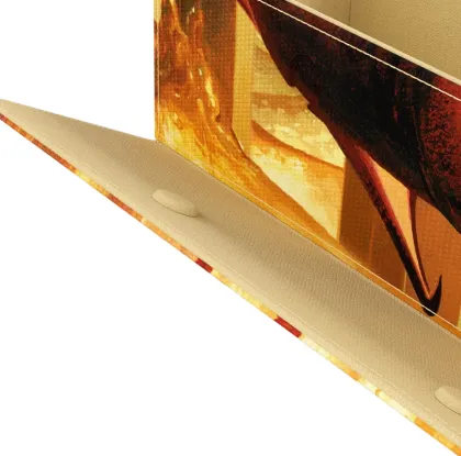 Gamegenic Magic: The Gathering - Dungeon S 550+ Convertible Deckbox: The Hobbit - Smaug, the Golden