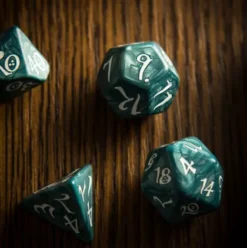 Q-Workshop - Classic RPG Dice Set: Stormy & White (7-delig)
