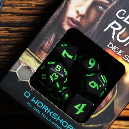 Q-Workshop - Classic Runic RPG Dice Set: Black & Green