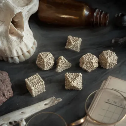 Q-Workshop - Dice Macabre RPG Dice Set (7-delig)
