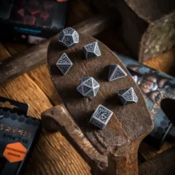 Q-Workshop - Dwarven RPG Dice Set: Gray & Black (7-delig)