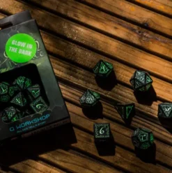 Q-Workshop - Elvish RPG Dice Set: Black & Glow-In-The-Dark (7-delig)