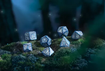 Q-Workshop - Elvish RPG Dice Set: Cobalt & Silver (7-delig)