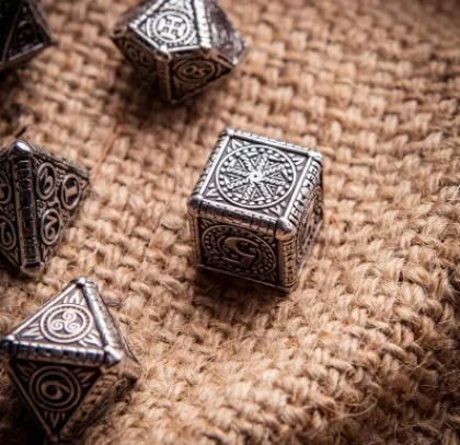 Q-Workshop - Metal RPG Dice Set: Svetovid (7-delig)