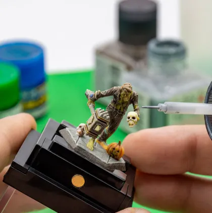Ultra Pro - Character Clamp 1" Miniature Display